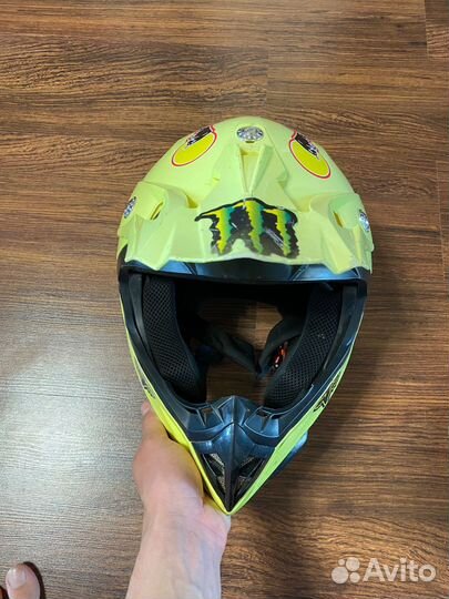 Кроссовый шлем