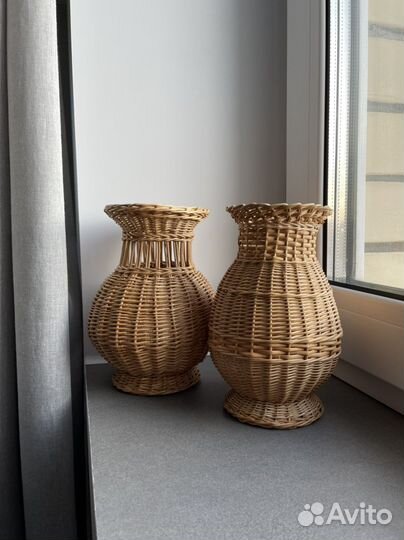 Вазы и корзинки плетёные из лозы