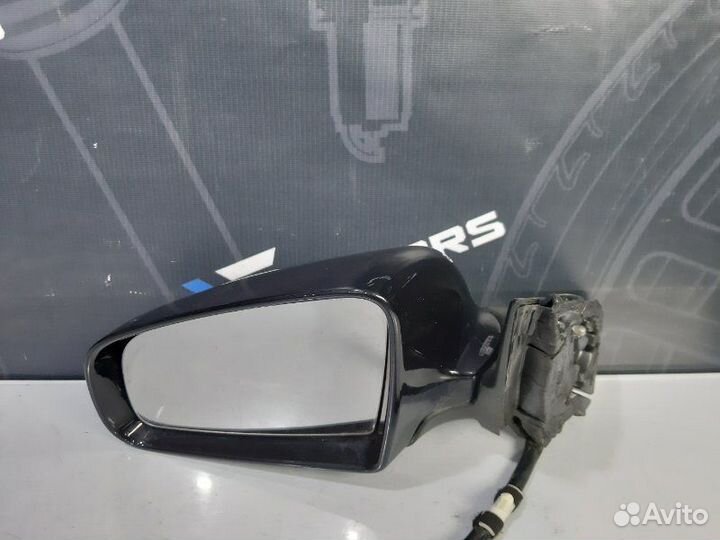 Зеркало левое Audi A4 B7 BGB 2005