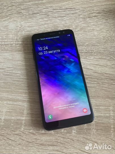 Samsung Galaxy A8 (2018), 4/32 ГБ