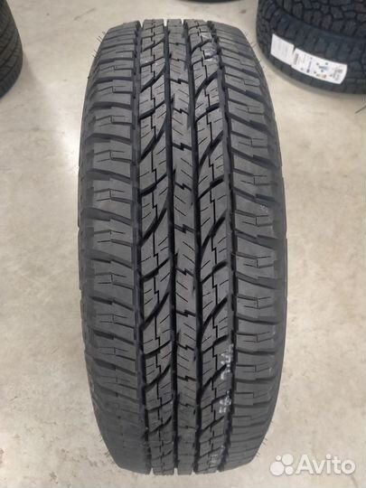 Yokohama Geolandar A/T G015 265/70 R18 116H