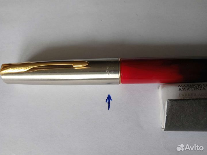 Перьевая и шариковая ручки parker