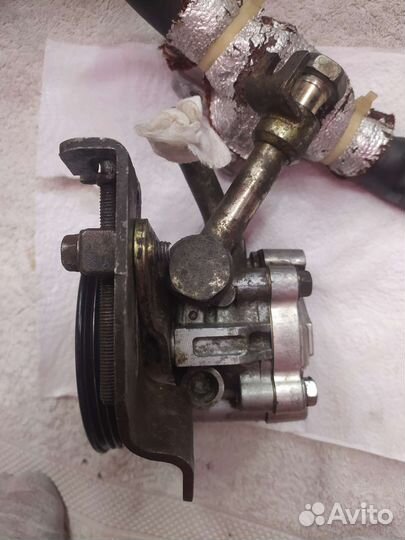 Насос гидроусилителя murano Z50. 491109Y800