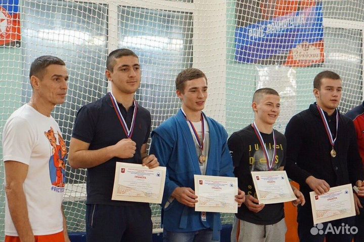 Тренер по катанию на коньках для детей,взрослых