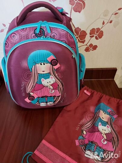 Ранец школьный Hummingbird б/у