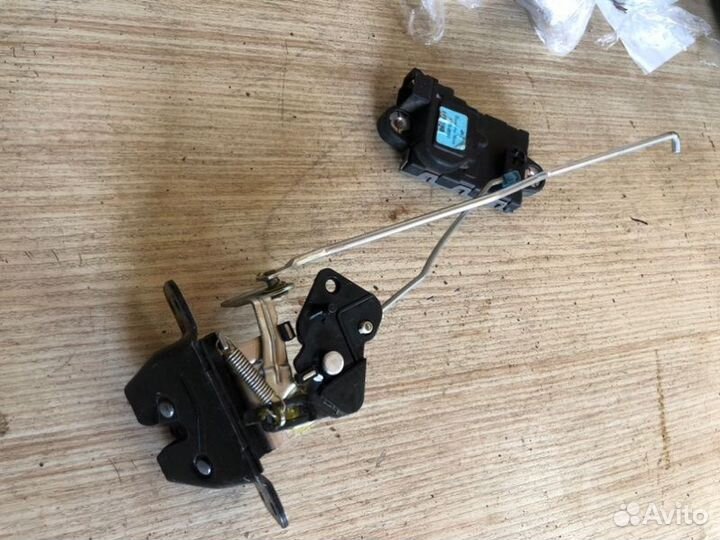 Замок багажника Ssangyong Actyon