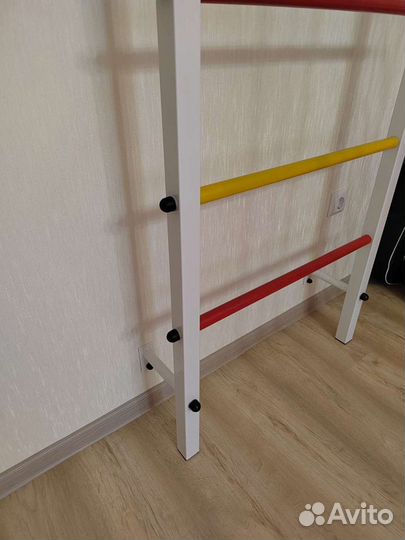 Шведская стенка с турником бу