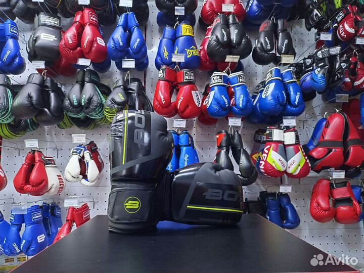 Перчатки боксерские 12 Oz новые (8,10,12,14,16 Oz)