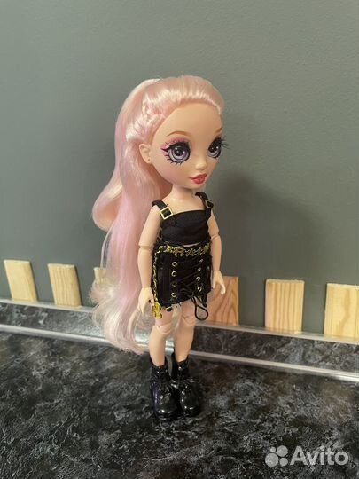 Кукла Rainbow High