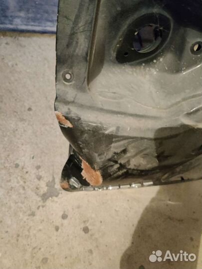 Крышка багажника Пежо 4007