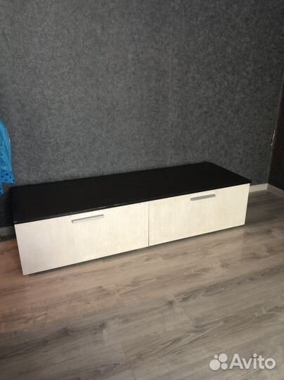 Тумба под телевизор