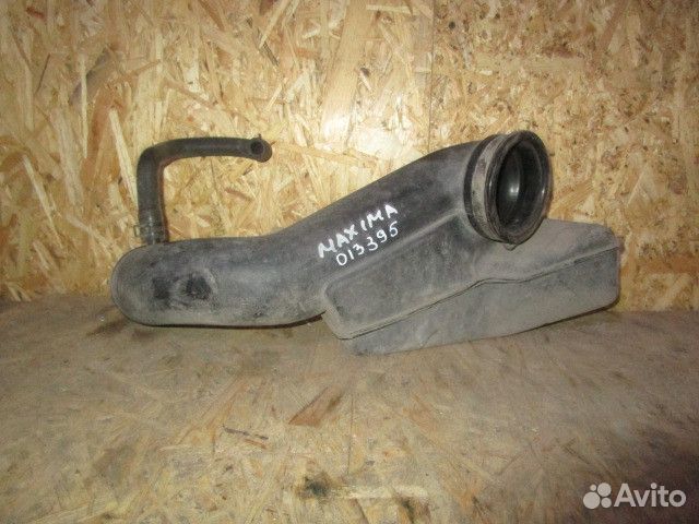 Резонатор воздушного фильтра Nissan Maxima (J30) 1