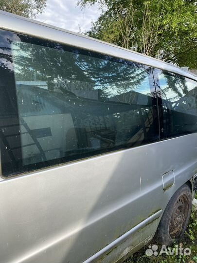 Боковые стекла на mercedes vito 638