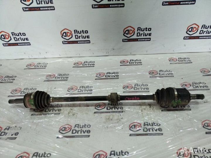 Привод (полуось) передний правый Kia Cerato 1 G4ED