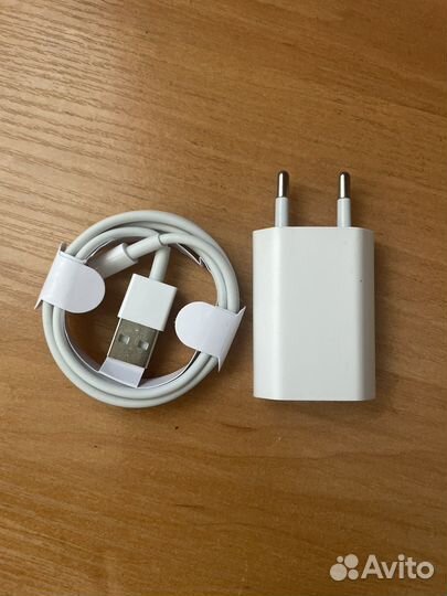 Зарядка для iPhone