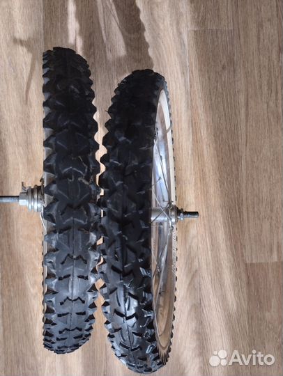 Передние и задние колеса на детский велосипед