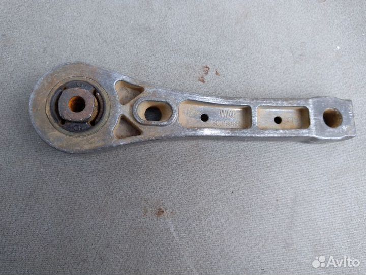 Опора кпп задняя VAG 3C0199855 для VW Passat (B6)