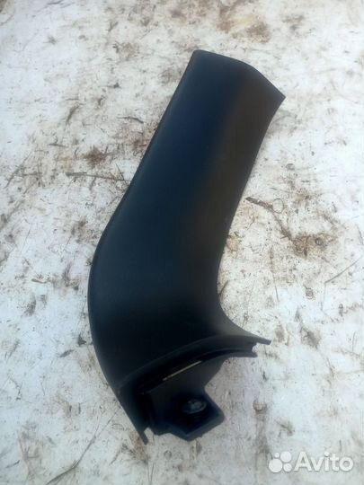 Обшивка багажника задняя левая Kia Sportage 3