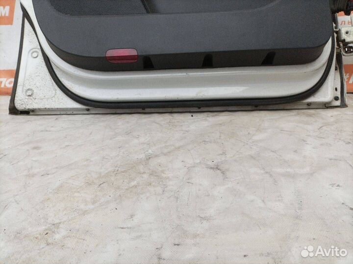 Дверь передняя левая Volkswagen Golf 5 2009