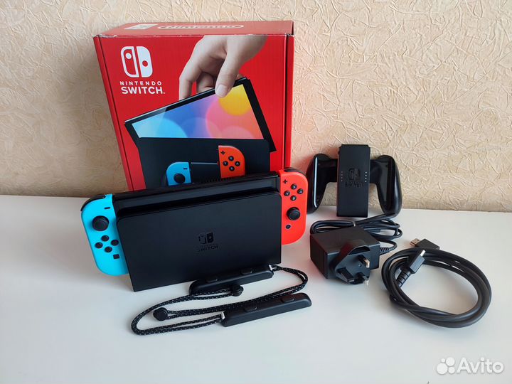Nintendo Switch Oled Полный комплект