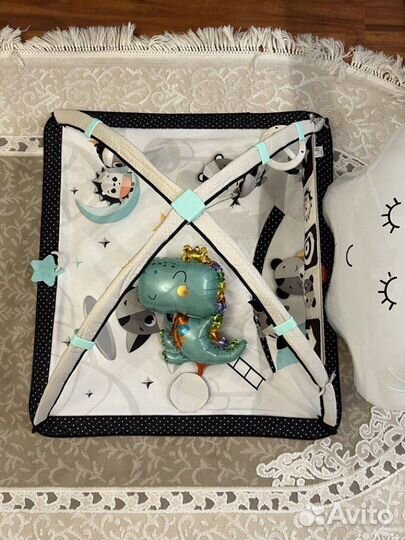 Развивающий коврик