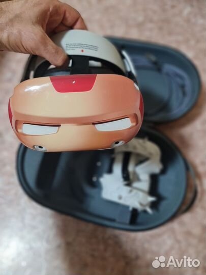 Шлем виртуальной реальности oculus