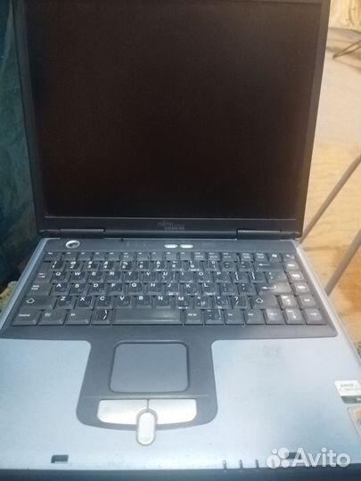 Ноутбук Amilo Siemens на запчасти