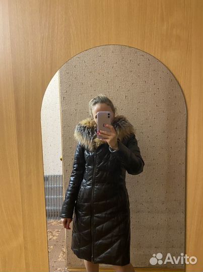 Пуховик женский кожаный