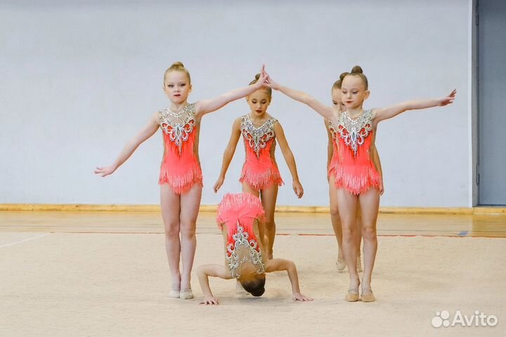 Групповые купальники 6 штук