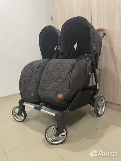 Коляска для двойни