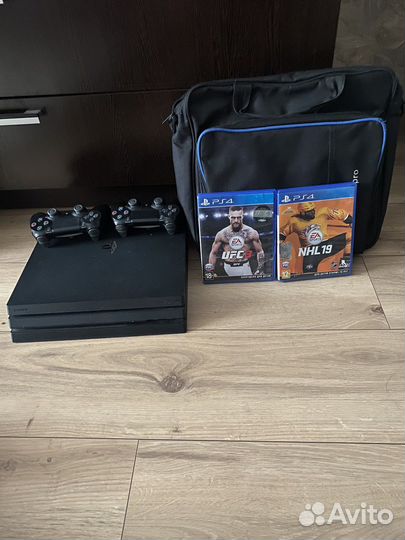 Sony playstation 4 PS4 pro