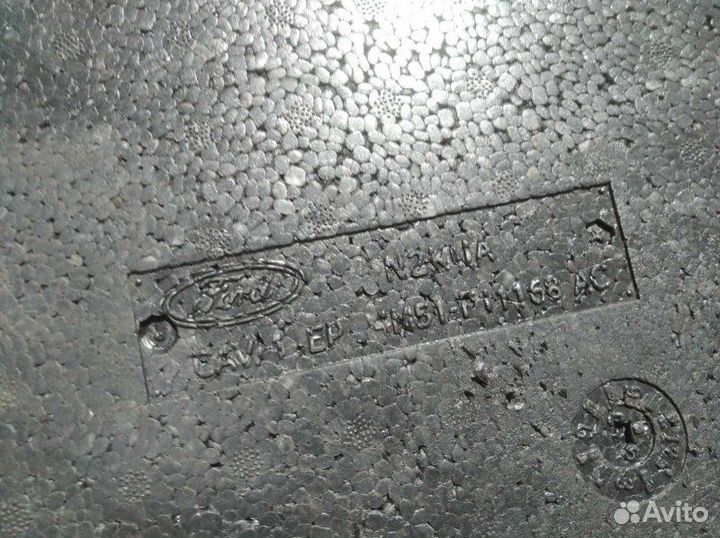 Пенопласт багажника задний правый Ford Focus 2