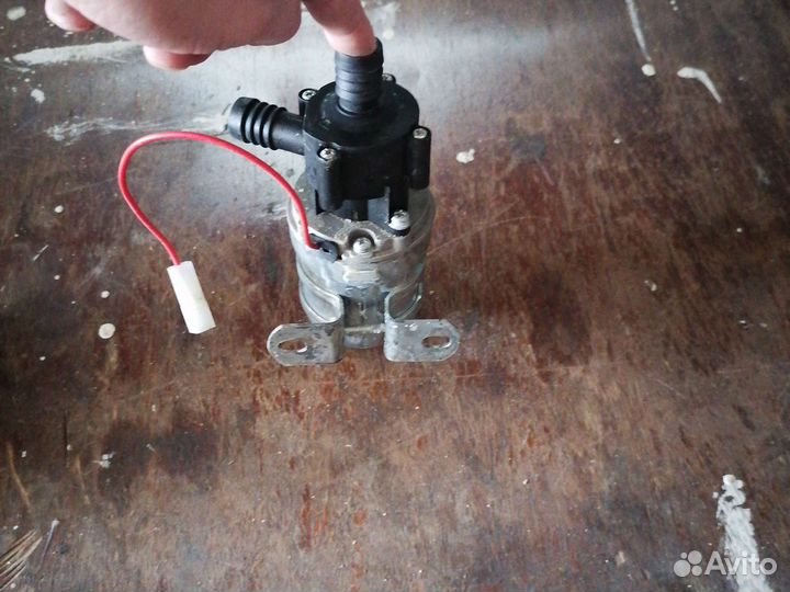 Насос автомобильный