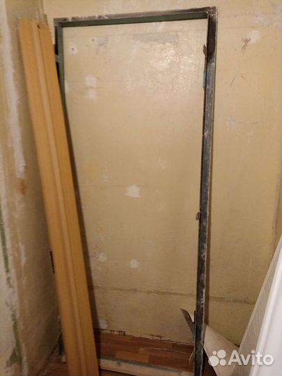 Дверь входная металлическая