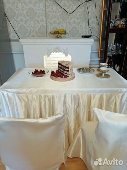 Банкетные скатерти чехлы на стулья с юбкой клёш