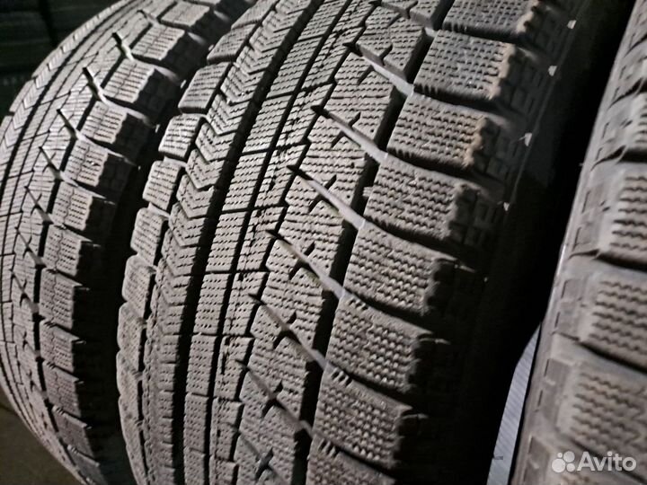 Bridgestone Blizzak VRX 225/50 R18 95Q