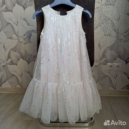 Нарядное платье