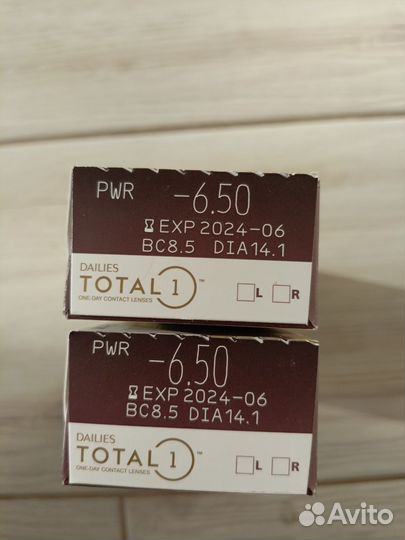 Линзы контактные однодневные Dailies Total -6.50