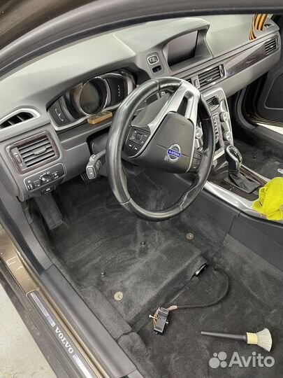 Химчистка салона полировка кузова