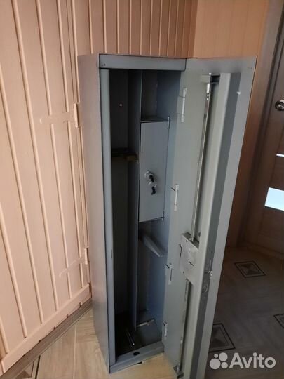 Оружейный сейф бу заводской