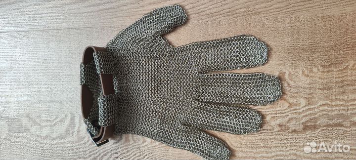Кольчужная перчатка
