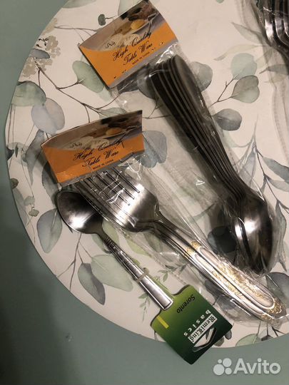 Набор столовых приборов новый
