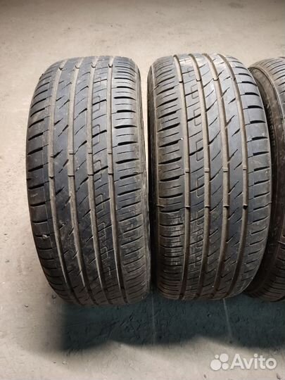 Yeada YDA226 225/55 R17 101W