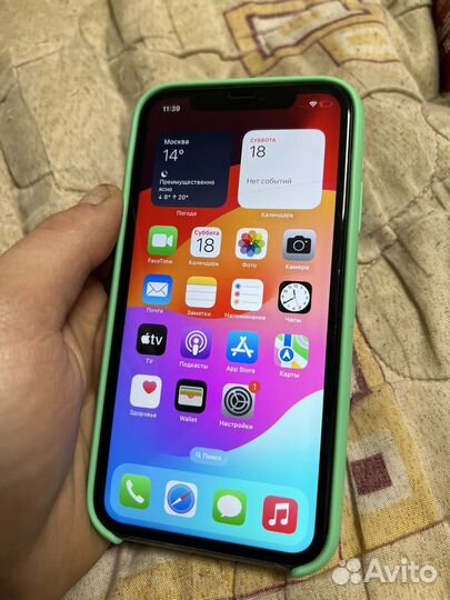 iPhone 11, 64 ГБ