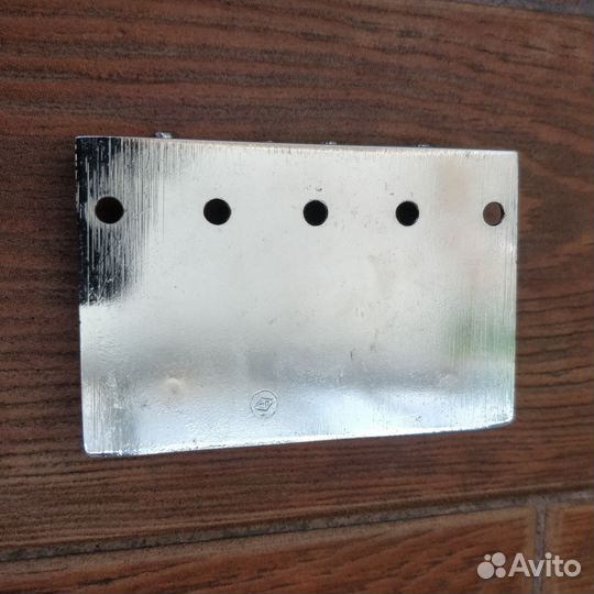 Новый бридж для бас-гитары под 4 струны типа Gotoh