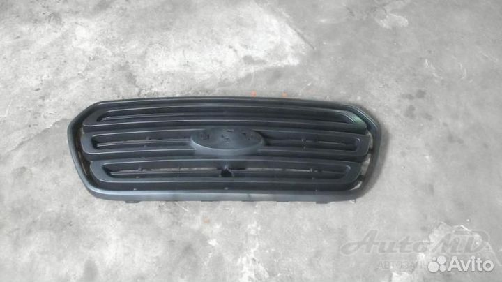 Решетка радиатора Ford Transit