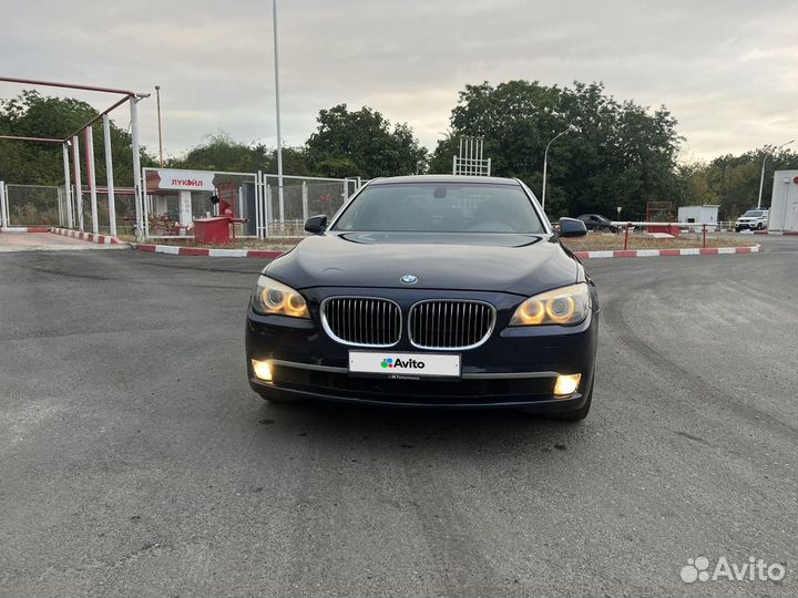 BMW 7 серия, 2012