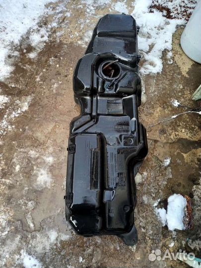 Топливный бак land rover discovery