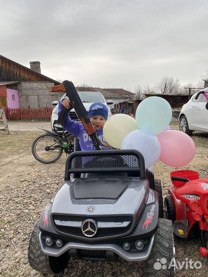 Детский электромобиль mercedes бу