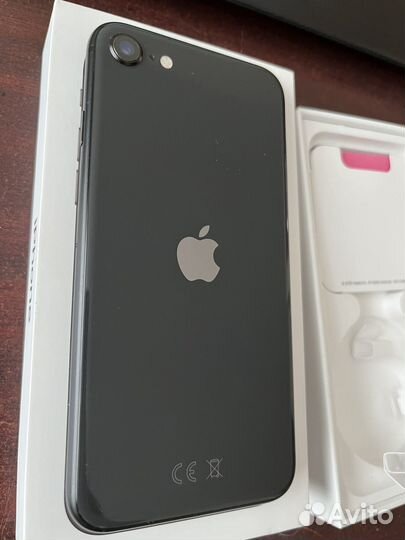 iPhone SE (2020), 64 ГБ